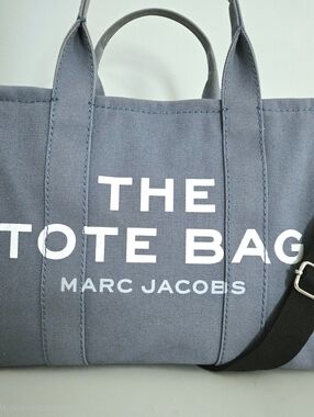 Authentic Marc Jacobs Canvas Tote Messenger Work Travel‎ Laptop Bag
